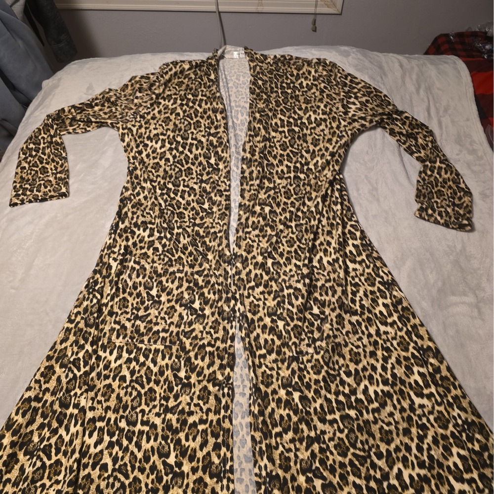 POGTMM Leopard Low to High Kimono Cardigan With Pockets Sz 2XL Mob Wife